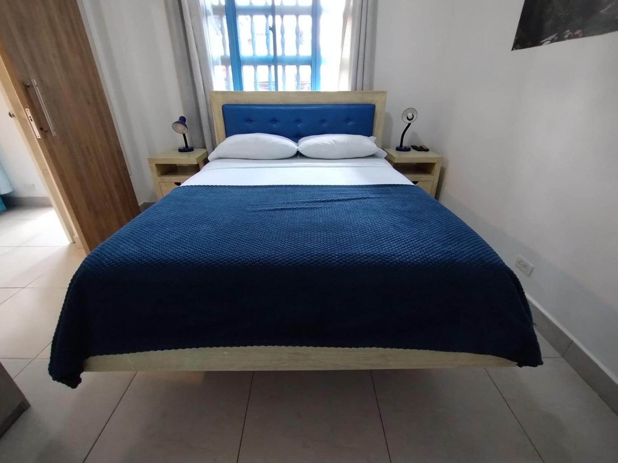 Air Guest House Медельин Экстерьер фото