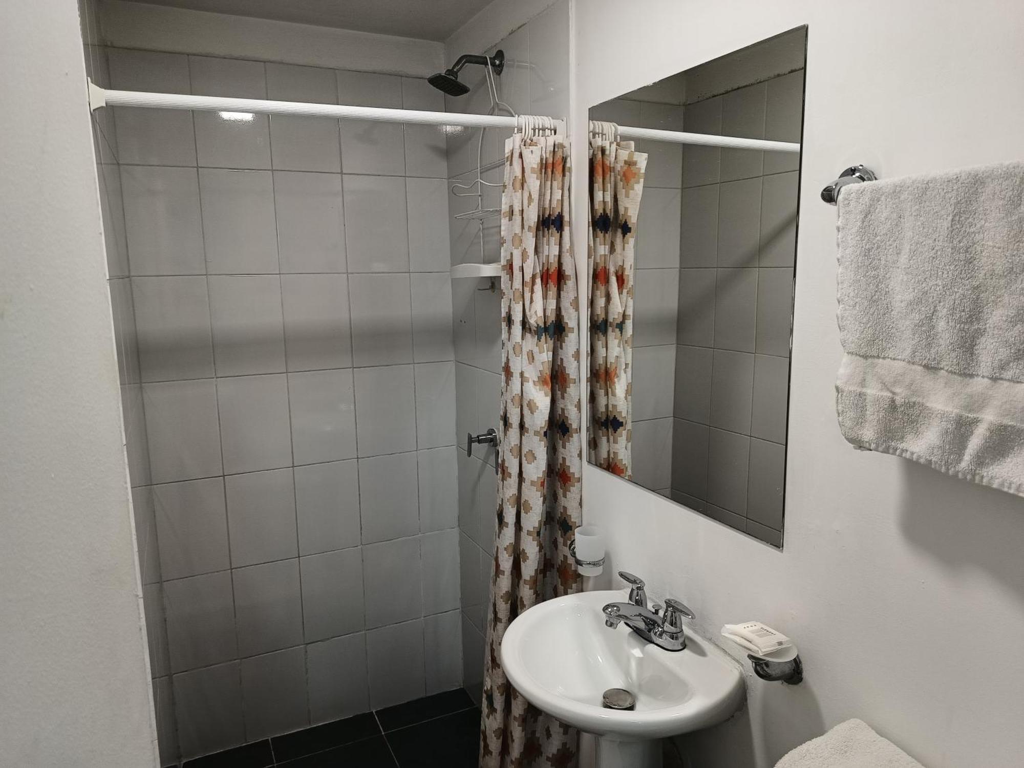 Air Guest House Медельин Экстерьер фото