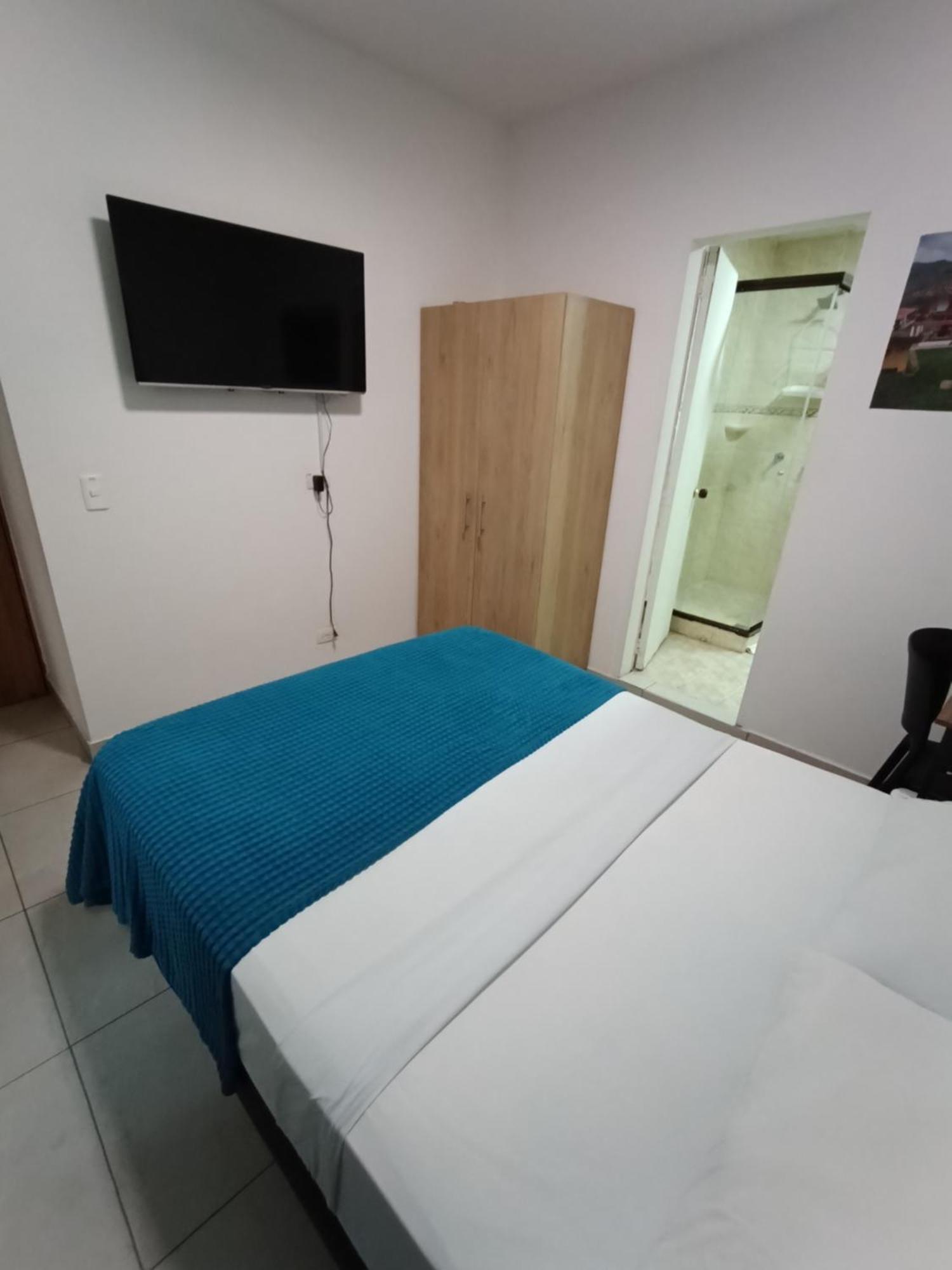 Air Guest House Медельин Экстерьер фото