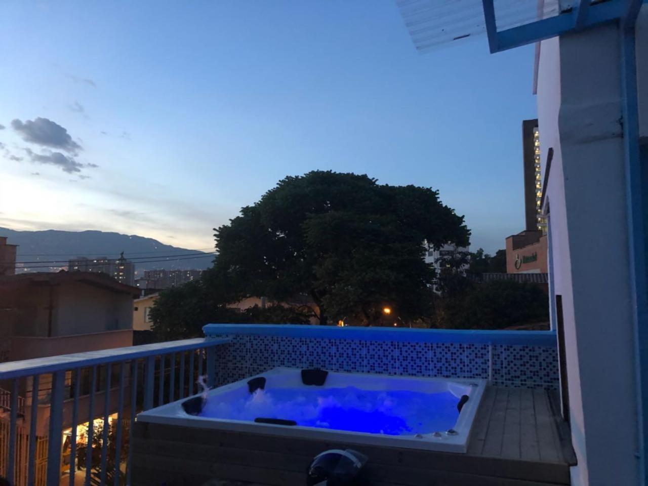 Air Guest House Медельин Экстерьер фото