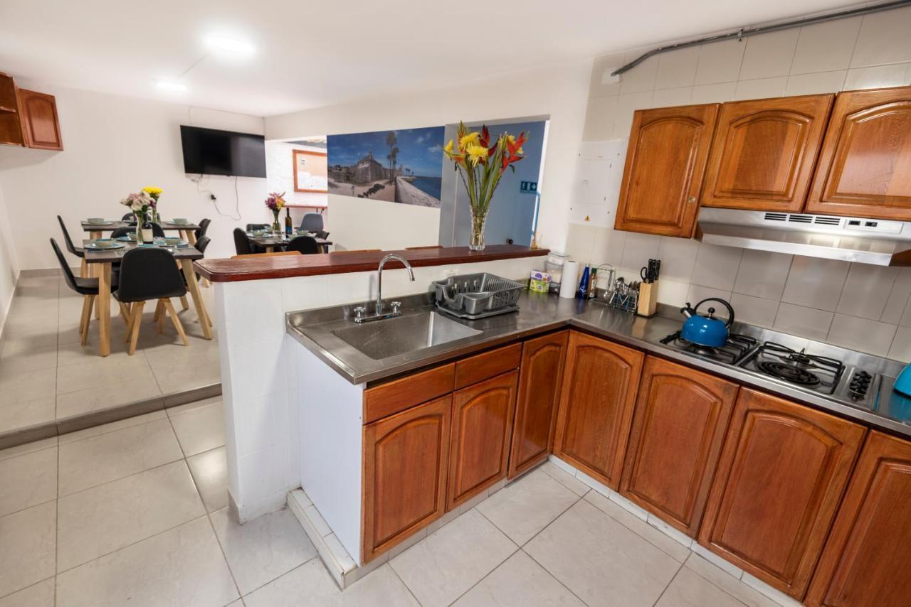 Air Guest House Медельин Экстерьер фото
